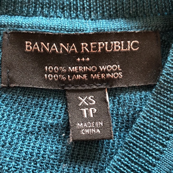 Banana republic sweater - Picture 2 of 3